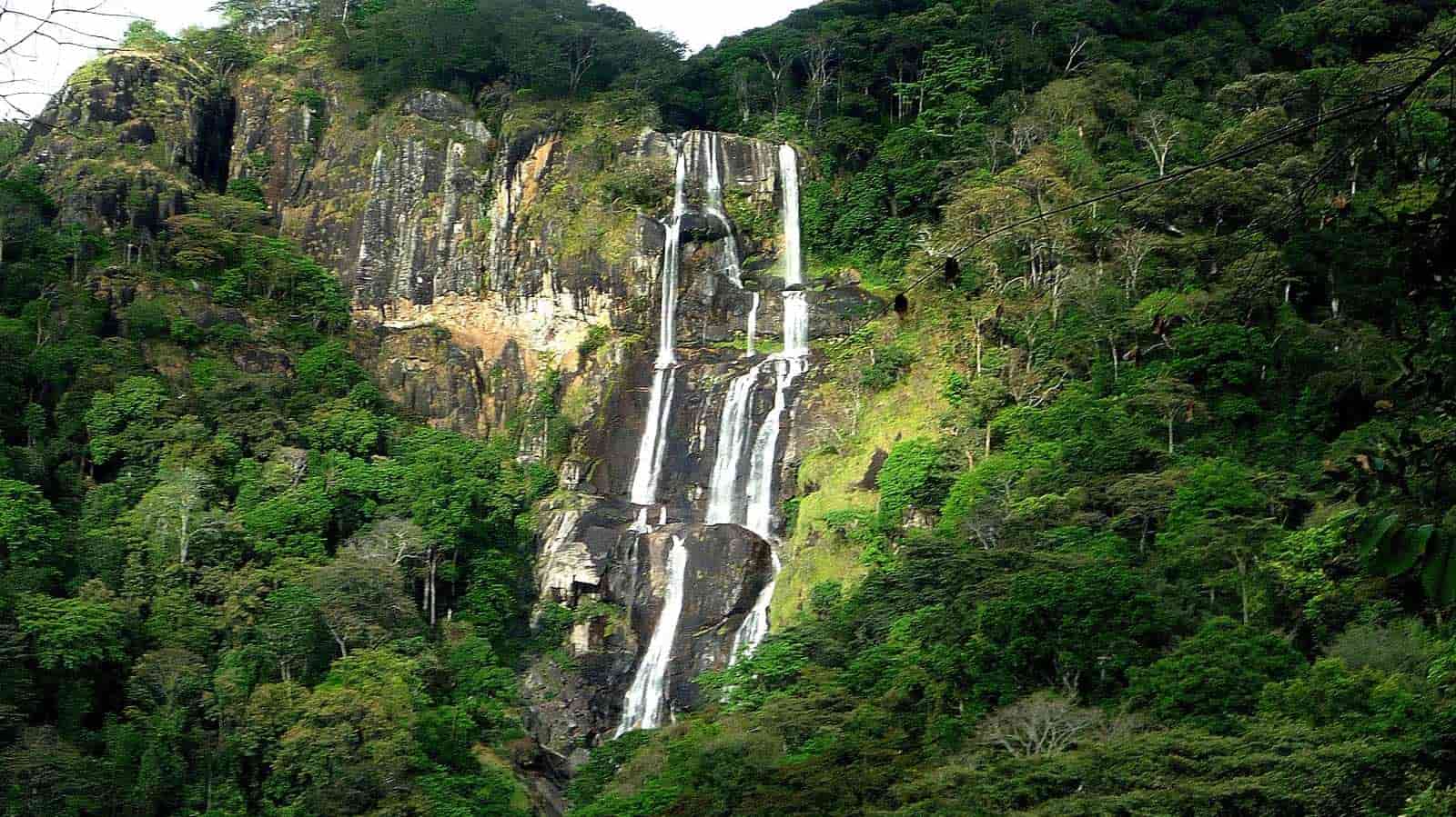 Sanje Falls, trekking Udzungwa
